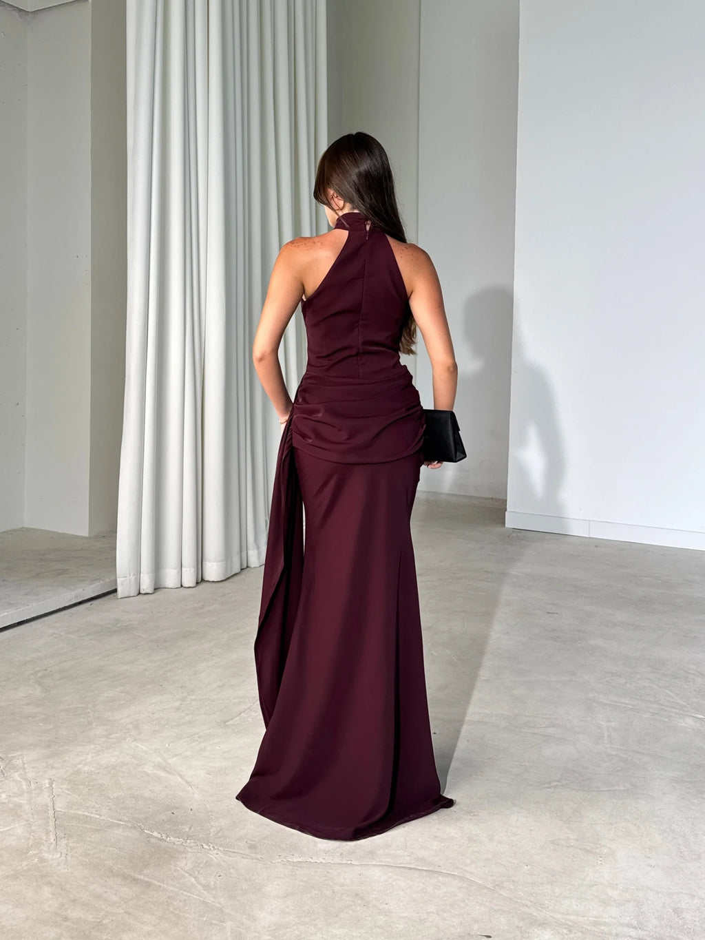 Mila burgundy dress